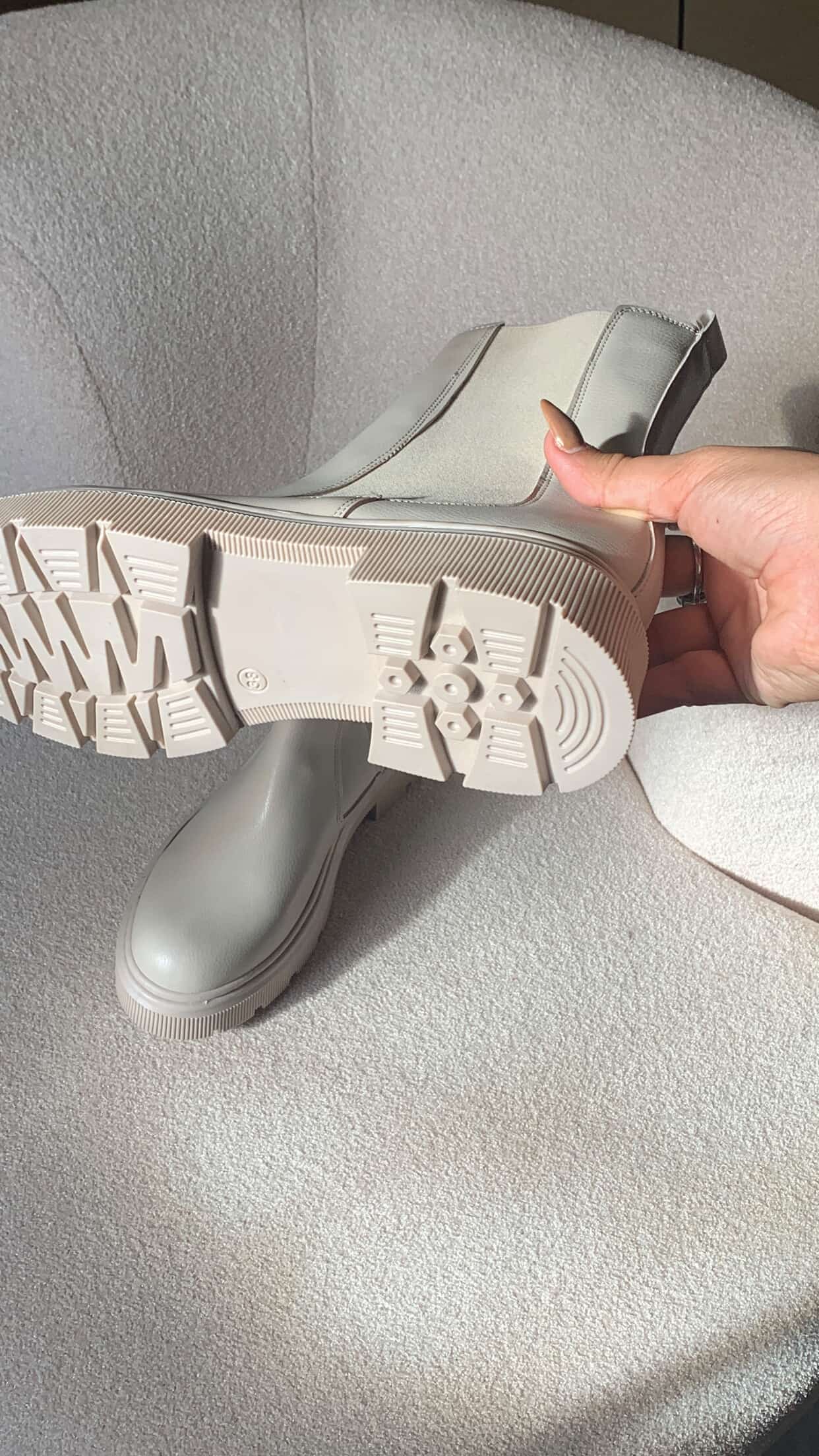 Boot Cavalier – Beige Clair ⭐️ Le plus tendance cet hiver